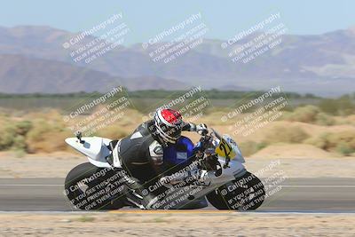 media/Oct-07-2023-CVMA (Sat) [[f84d08e330]]/Race 5 Amatuer Formula Middleweight/